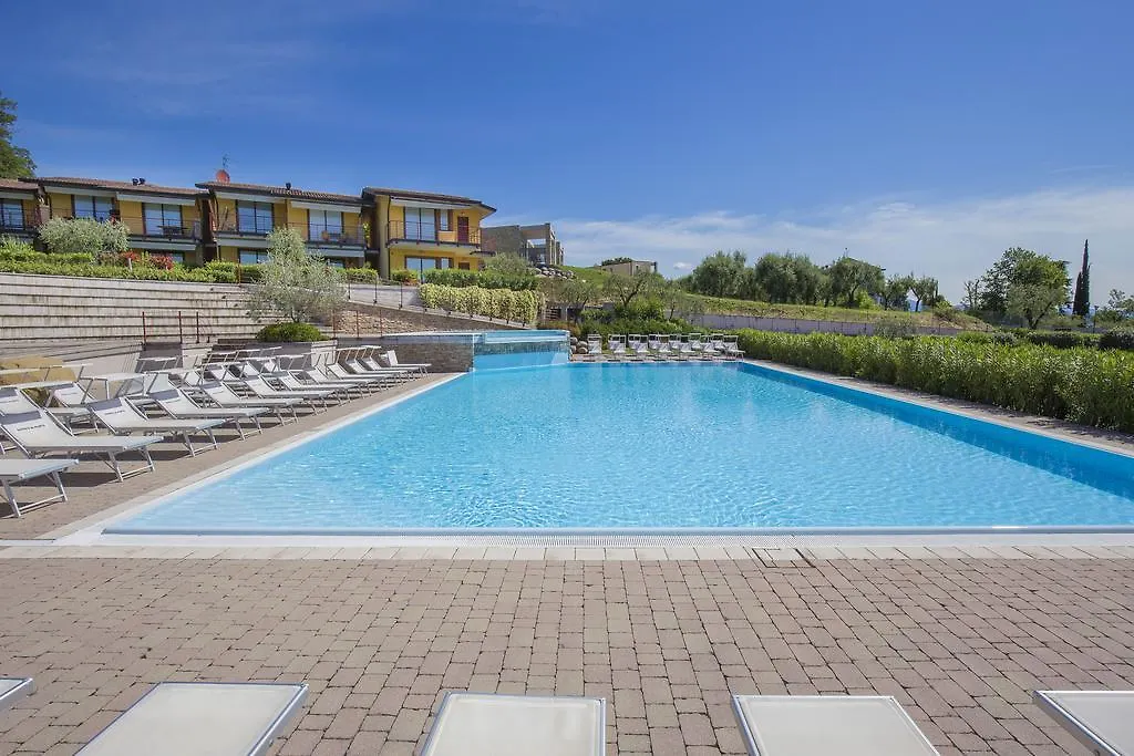 Marina Loft Villa Moniga del Garda