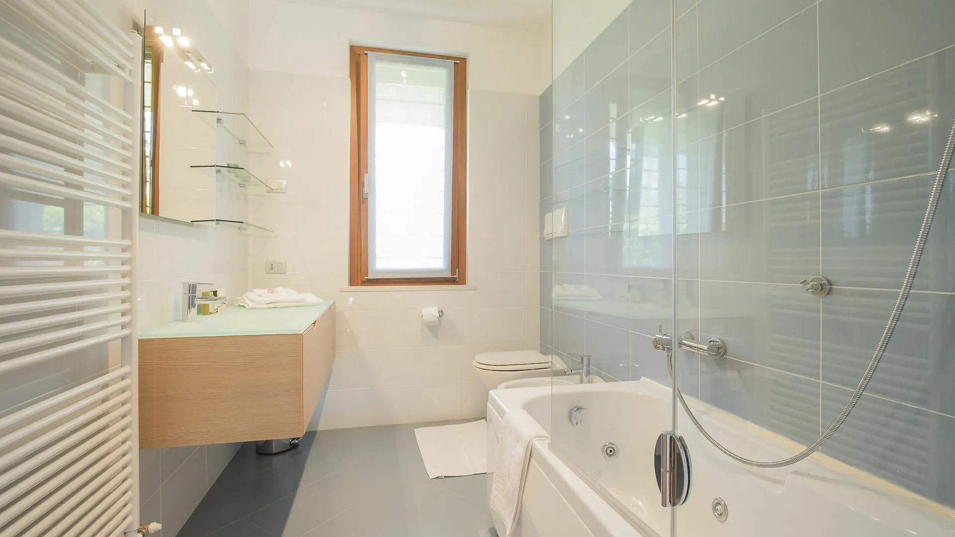 Marina Loft Villa Moniga del Garda Italy